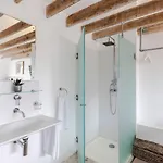 Apartment 4 Berkeley Square I Boutique *