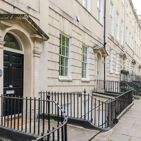 4 Berkeley Square I Boutique Bristol
