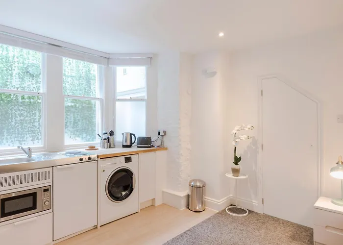 Apartman 4 Berkeley Square I Boutique