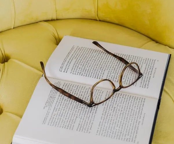 4 Berkeley Square I Boutique Bristol