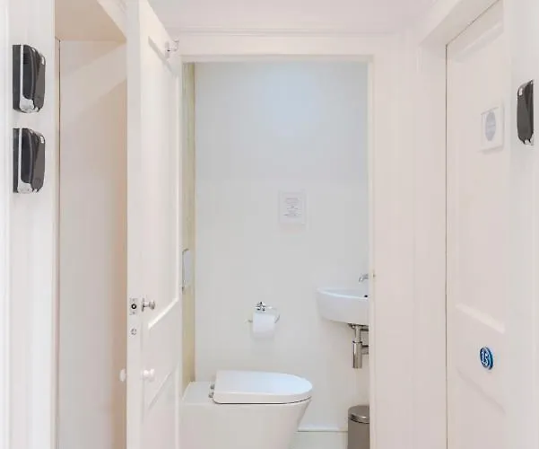 4 Berkeley Square I Boutique 公寓