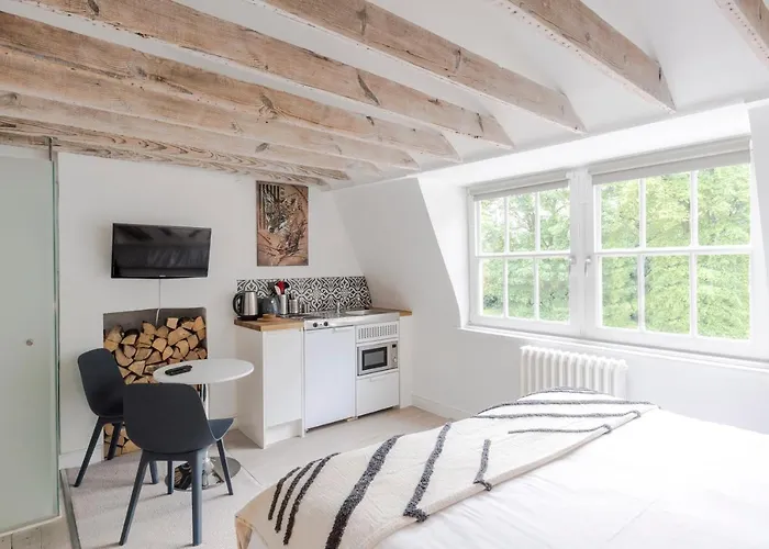 4 Berkeley Square I Boutique Apartman Bristol