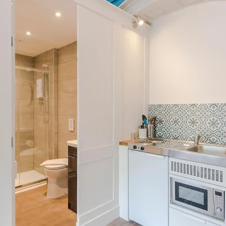 4 Berkeley Square I Your 公寓